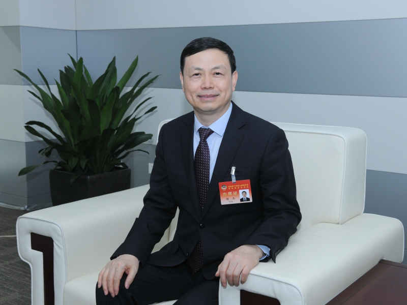 全國政協常委、中國移動董事長楊杰：全面推進“AI+”行動 加快形成新質生產力