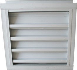 ��\�������~��